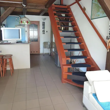 100 Qm 2 4 Persons Type C Apartment Sulomino